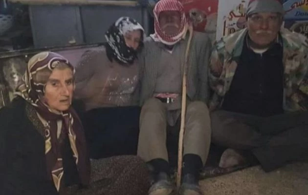 Ανανδροι τζιχαντιστές μισθοφόροι των Τούρκων έδεσαν τέσσερις γέροντες Κούρδους και τους παγίδευσαν με εκρηκτικά (εικόνες)